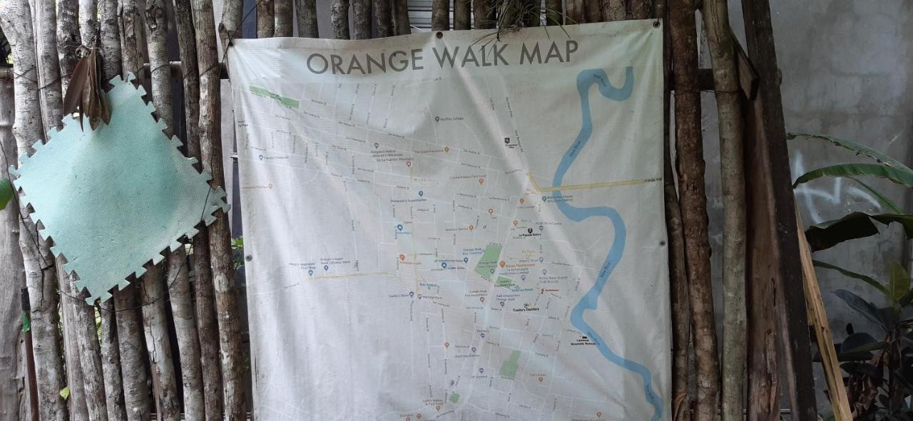 Хостел Casa Ricky'S Orange Walk Town Экстерьер фото